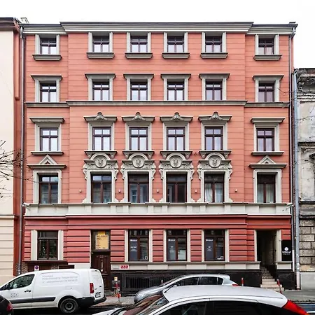 Апартаменты Studio Sunny Flat
